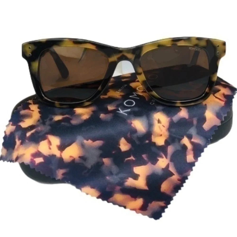 NEW KOMONO sunglasses Allen Tortoise Demi brown tan